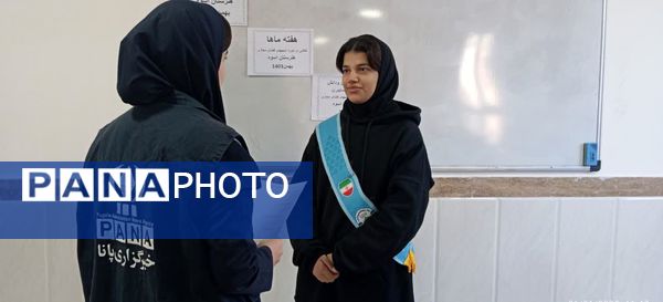 کارگاه آموزشی دانش‌آموزان سایبری در هنرستان سوره زنجان