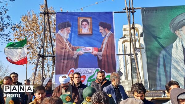  بیعت مردم رزن با سومین رهبر نظام مقدس جمهوری اسلامی ایران