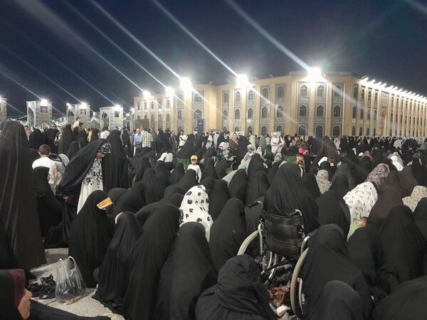 شب میلاد امام هشتم شعیان در حرم مطهر رضوی