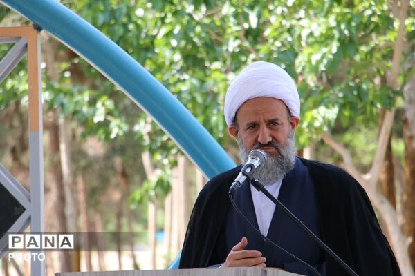 گرامی داشت مقام معلم و آئین گلباران مزار شهدای گمنام