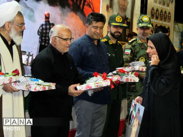 مراسم گرامیداشت آقای شهید ایران و یادبود شهدای شهرستان فلاورجان در اردوگاه شهید بهشتی اصفهان