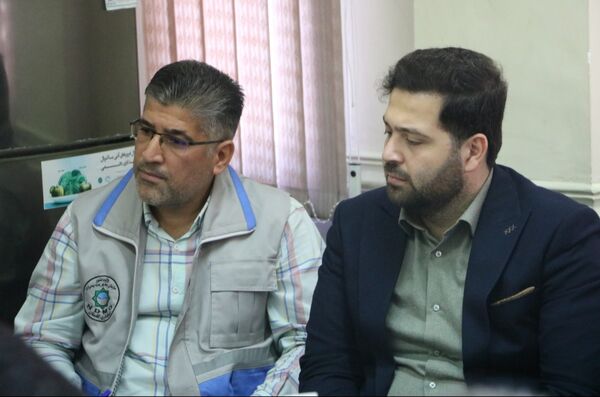 جلسه هماهنگی مانور زلزله در مدرسه مقصودلو سرخنکلا 