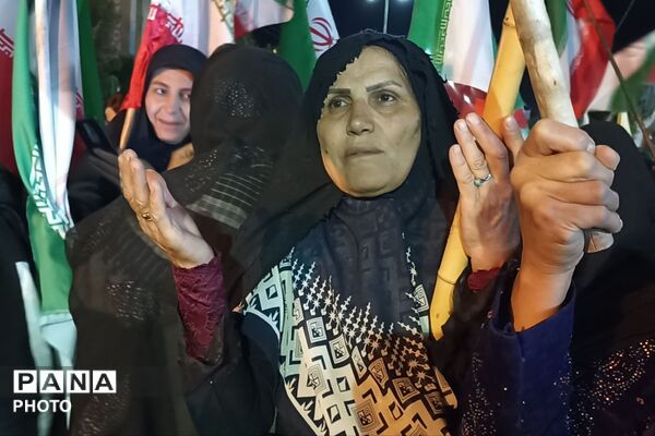  لردگان یک صدا و یک‌دل، جانم فدای رهبر