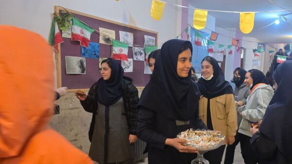 جشن عید مبعث و بزرگداشت مقام حضرت رسول (ص) در مدارس پردیس