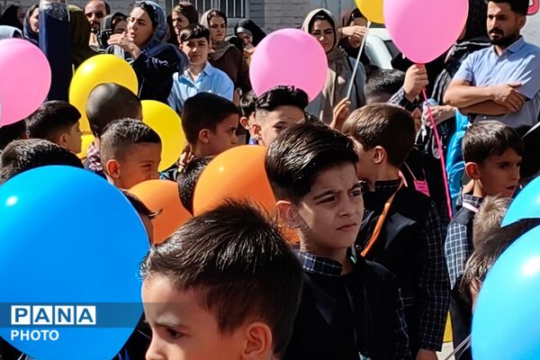 زنگِ مهر در بهارستان دو؛ از فرشته‌ها تا شکوفه‌ها