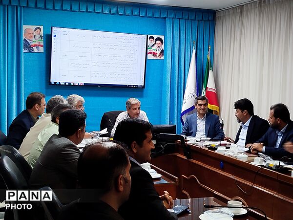 جلسه تخصصی حفاظت از منابع آب شهرستان کاشمر در فرمانداری