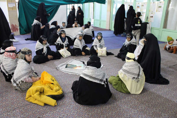 جلوه‌هایی از حلقه‌های صالحین نوجوانان بسیجی در شهر جعفریه
