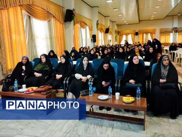 آیین اختتامیه سیزدهمین جشنواره نوجوان سالم و یاریگران زندگی استان مازندران