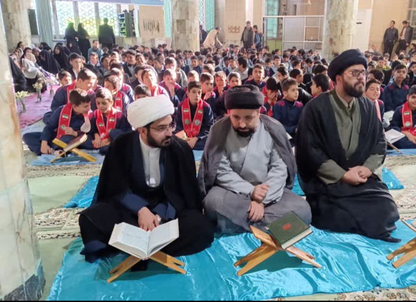  محفل انس با قرآن کریم در شهرستان خاتم 