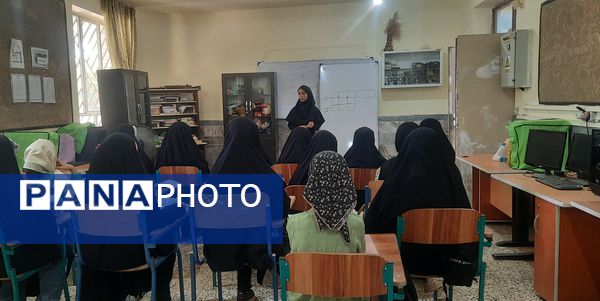 آموزش عکاسی فصل رویش انجمن اسلامی