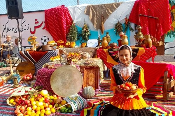 جشن هفته مازندران در دبستان نرجس خاتون گلوگاه 