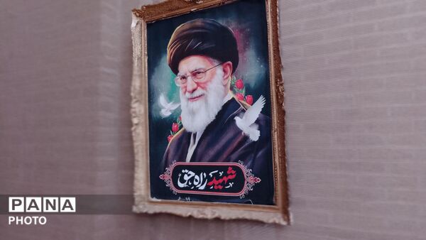 نماز عبادی سیاسی جمعه  همزمان با آغاز هفته بسیج دانش آموزی در مسجد جامع شهرستان نیشابورـ۲
