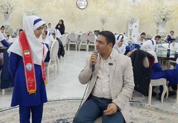 برگزاری محفل ترنم وحی در شهر ساوه