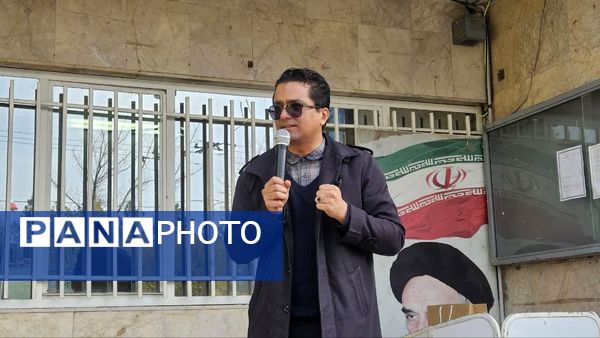 مانور زلزله در دبستان شهید رحیمی ناحیه۱