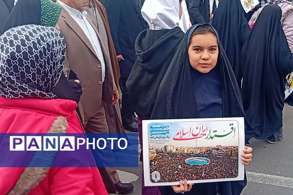 راهپیمایی باشکوه مردم قیامدشت در حمایت از آرمان‌های انقلاب