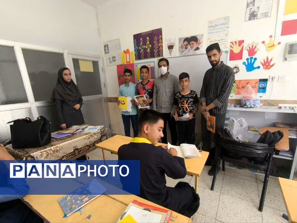 تقدیر از برترین‌های دبستان شهید پسندیده فدافن