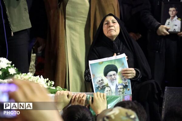 وداع مردم شریف عزدار شهرستان با دو شهید جنگ صهیونیستی 