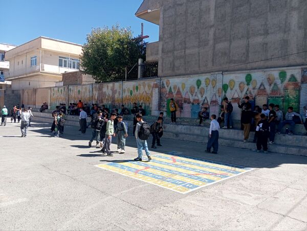 جشن پرشکوه آغاز سال تحصیلی جدید در مدرسه ابتدایی فتحیان بانه