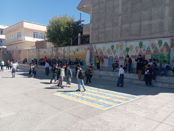 جشن پرشکوه آغاز سال تحصیلی جدید در مدرسه ابتدایی فتحیان بانه