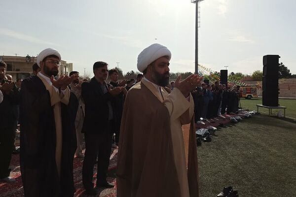 برگزاری باشکوه نماز عیدفطر در باقرشهر 
