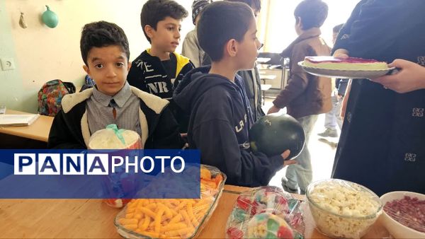 جشن یلدایی در مدرسه دکتر عسکریان یاسوج