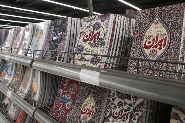 افتتاح چهارمین نمایشگاه ایران نوشت در شیراز