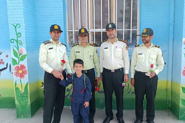 گرامیداشت هفته نیروی انتظامی در آموزشگاه شهید محمد منتظر قائم شهرستان خاتم
