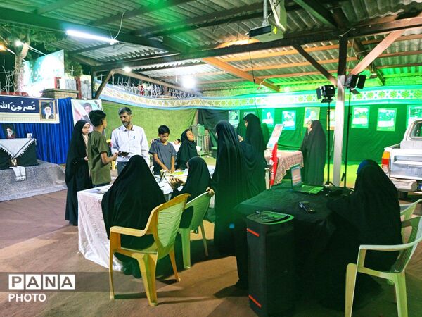 نمایشگاه عکس ولی فقیه در کاشمر