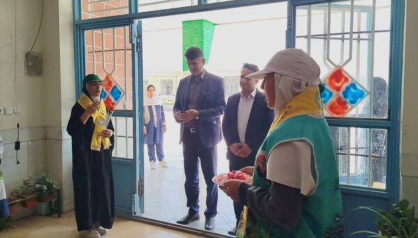جشنی به‌مناسبت سالروز تاسیس سازمان دانش‌آموزی در لردگان