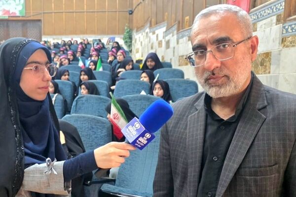 صدای حماسه دانش‌آموزان، لرزه بر اندام استکبار انداخت