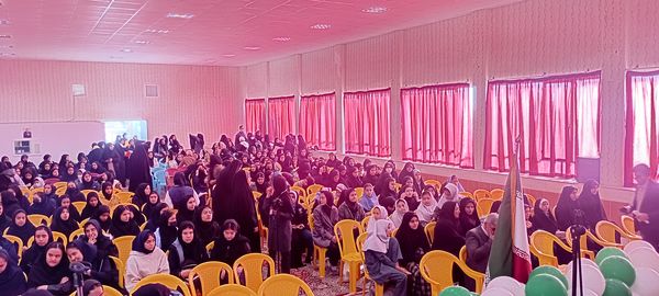 تجلیل ازبرگزیدگان مسابقات شهرستان خلیل آباد