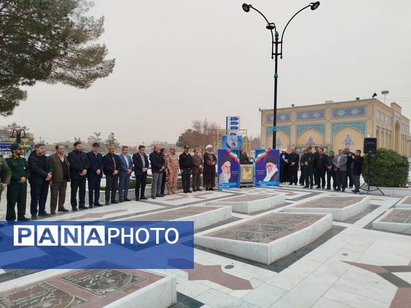 غبارروبی مزار شهدای زیارتگاه شهید مدرس (ره) 