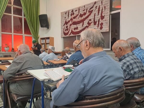مراسم شب اربعین در مسجد الهادی نیشابور