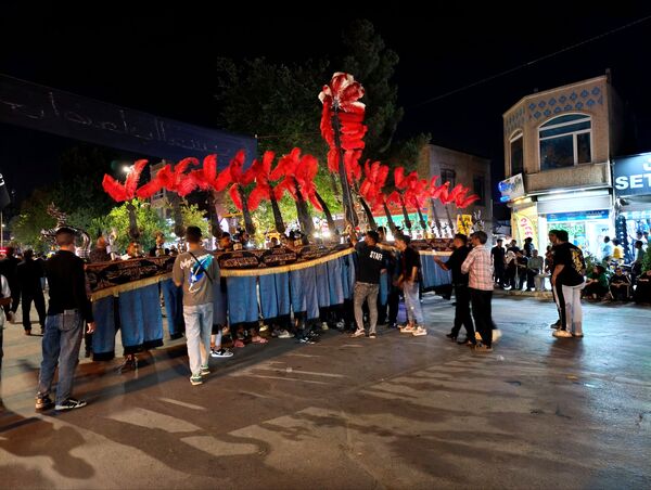 مراسم شب دوازدهم ماه محرم