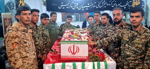 عزاداری دهه دوم فاطمیه با حضور شهید گمنام در دهستان شوراب صغیر  