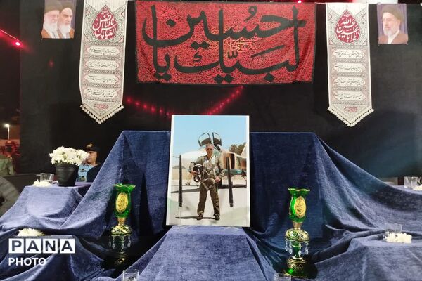 تشییع پیکر خلبان شهید مجید کاظمی در شیراز
