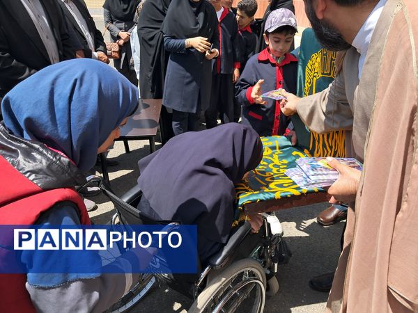 پرچم متبرک رضوی در مدارس شهرستان عجب‌شیر 