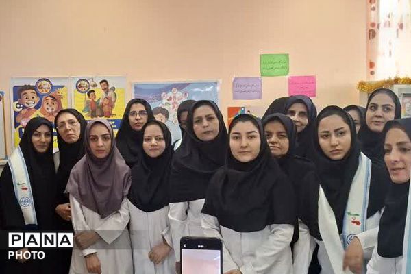 افتتاحیه اتاق بهداشت دبستان ایمان همزمان با هفته سلامت