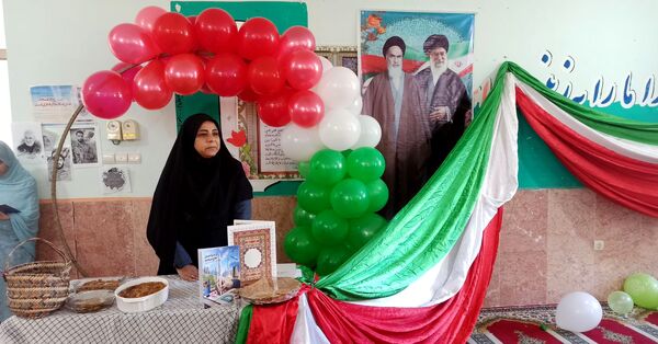 جشن باشکوه ولادت حضرت مهدی(عج) در دبیرستان آسیه رضوان