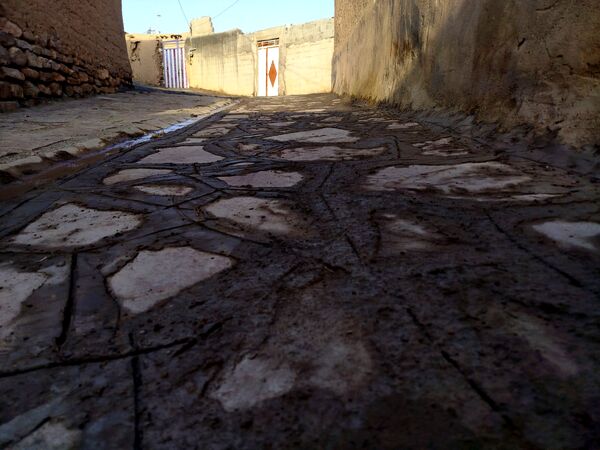 اجرای پروژه سنگ فرش روستای گزکوه 