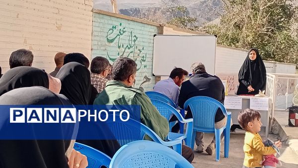  انتخابات انجمن اولیا و مربیان در دبیرستان پگاه مارکده