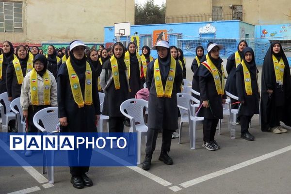 فجر دانش آموزی در قلبِ ری