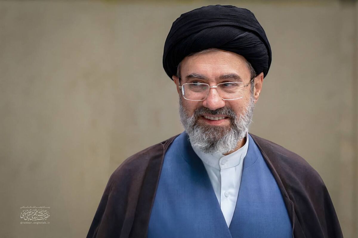 سال 1405 سال «اقتصاد مقاومتی در سایه وحدت ملّی و امنیّت ملّی» نام‌گذاری شد