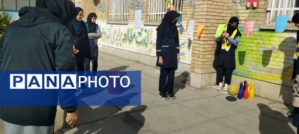 جشن ایام شعبانیه در دبیرستان هاشمی نژاد 