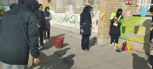 جشن ایام شعبانیه در دبیرستان هاشمی نژاد 