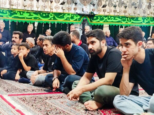 کاشمر، پرچم‌دار عزای حسین (ع)