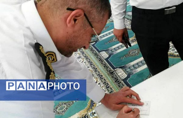 مردم نیشابور به نیابت از شهدا به پای صندوق رای آمدند