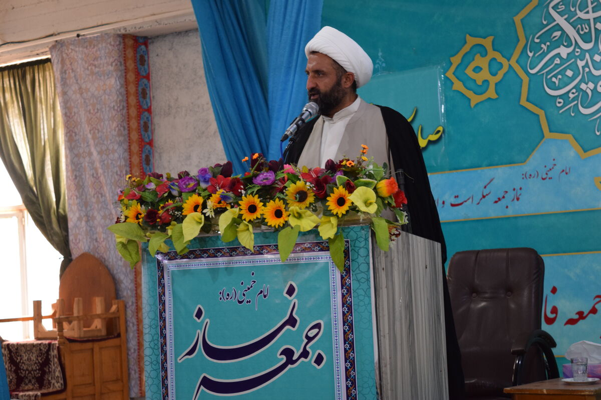 مسجد باید قرارگاه فرهنگی و اجتماعی محله باشد