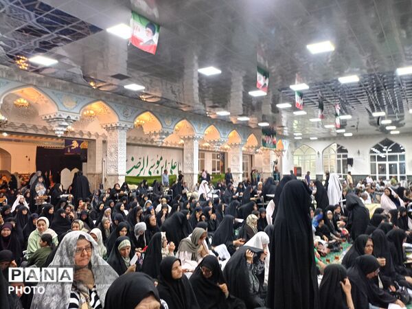 محفل اشک به یاد رهبر شهید انقلاب