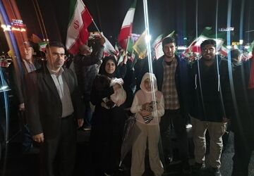 حضور پرشور مردم مقاوم کرج در راهپیمایی علیه رژیم صهیونیستی 